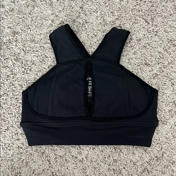 Women's Black Sports Bra - Picture 1 of 2